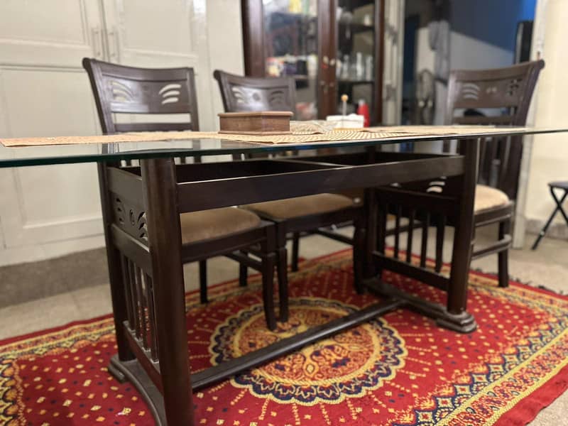 Dining Table with Show Case 1