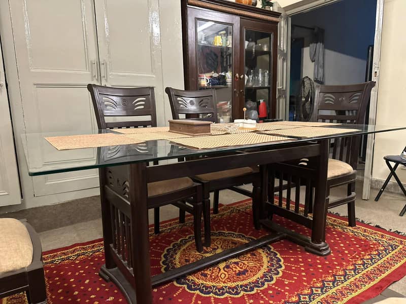 Dining Table with Show Case 11