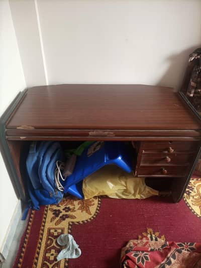 Computer Table