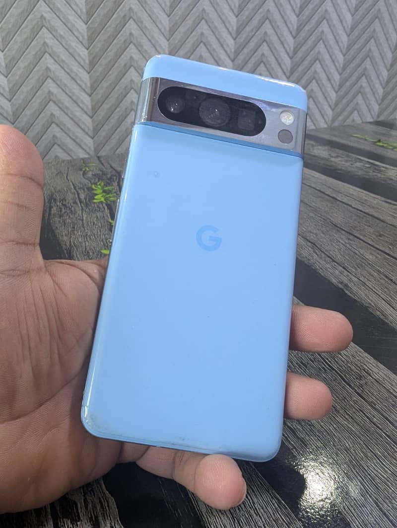 Google Pixel 8 pro 0