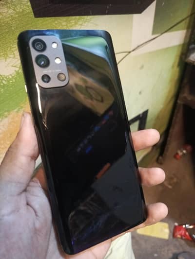 One Plus 9R