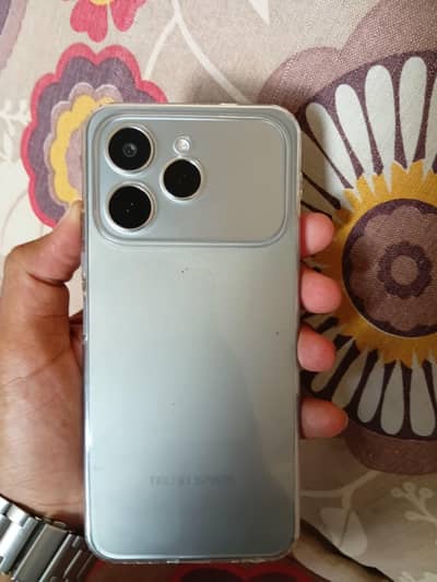 Tecno spark 40