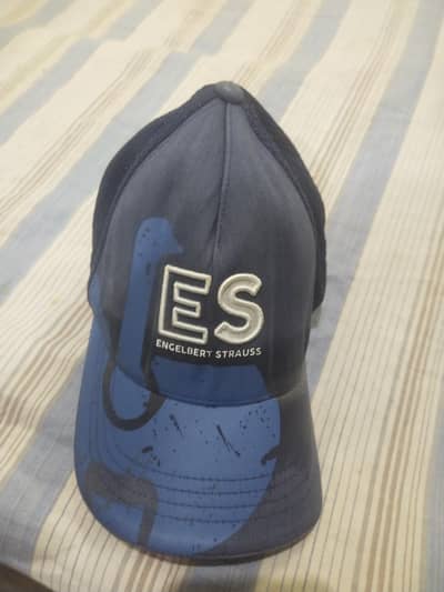 Cap for man