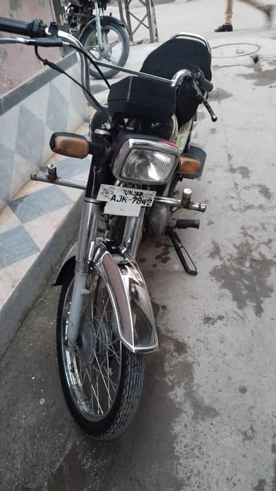 Honda CD 70 available for sale
