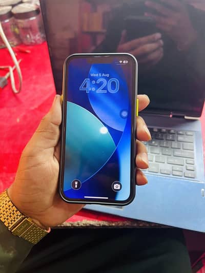 Apple iPhone 13 jv urgent sale