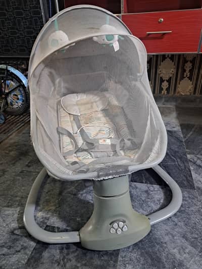 مچھر Mastela Electric Baby Swing/Bassinet – Remote & Charger