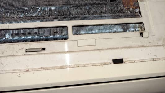 1 ton gree use Ac for sale