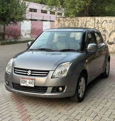 Suzuki Swift DLX 1.3 Automatic 2015.