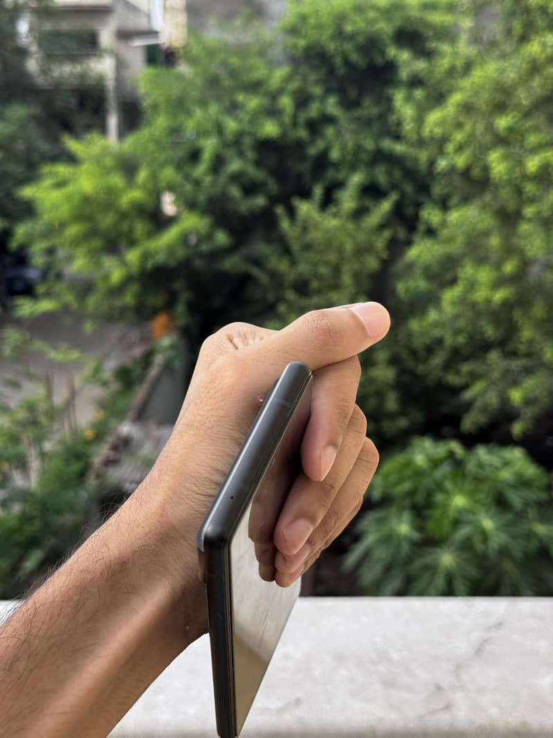 Google Pixel 6 4