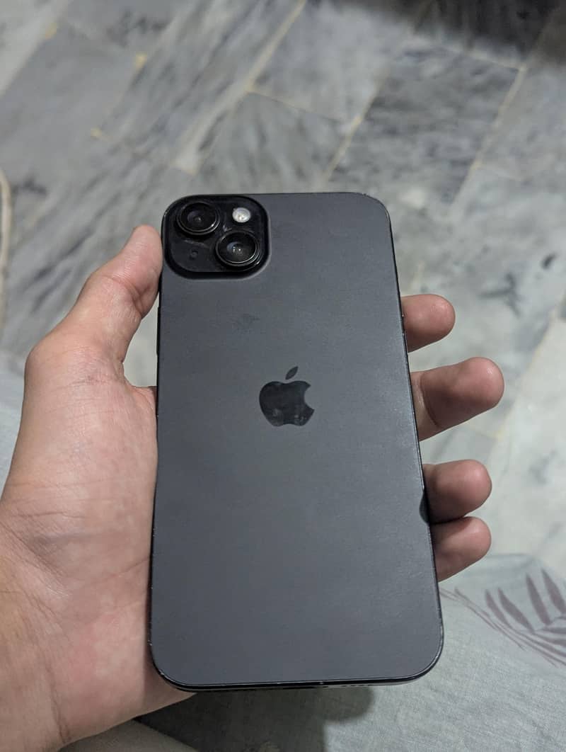Apple iPhone 15 plus 2