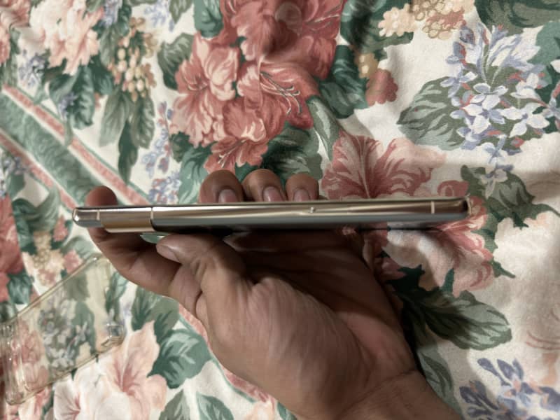 Google Pixel 7 Pro 4