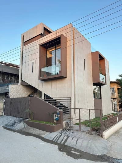 I-9/1 Corner House Size 5 Marla Double Storey Brand New House For Sale