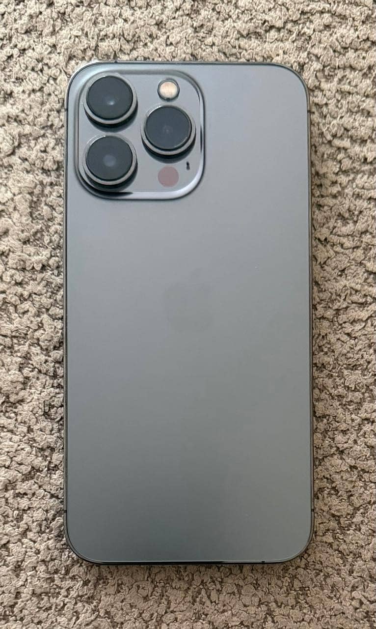 Apple iPhone 13 Pro 0