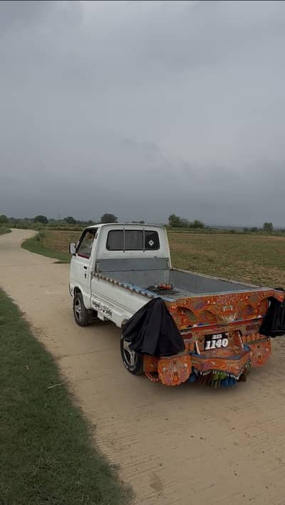 Suzuki Ravi 2011