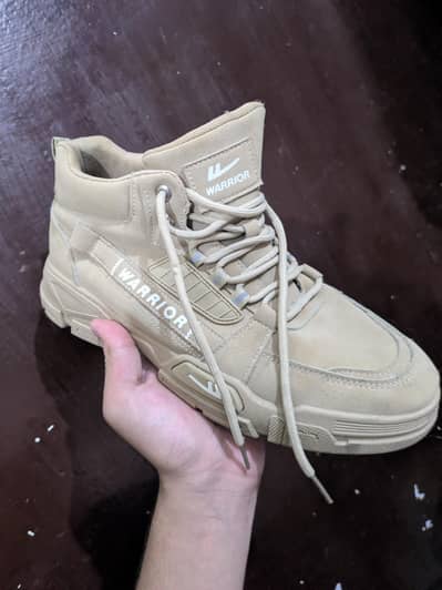 shoes ankle cover