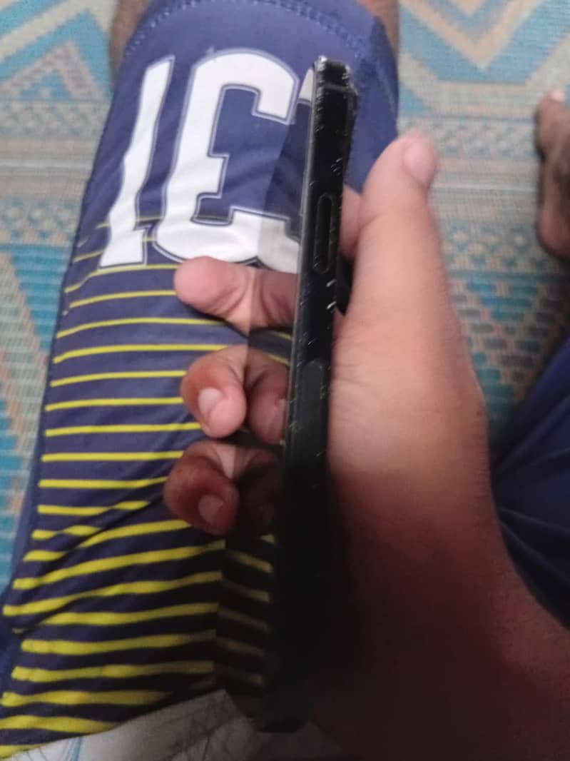 Apple iPhone 15 2