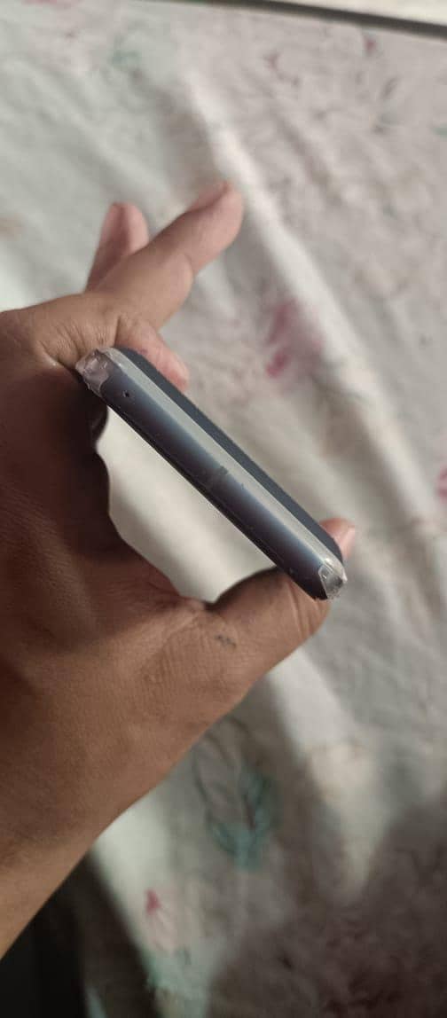 Google Pixel 8 3