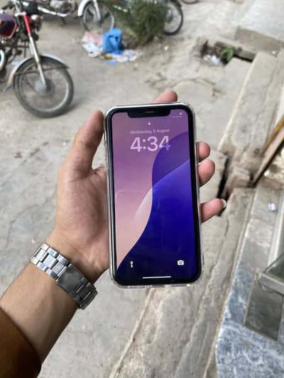 Apple iPhone XR