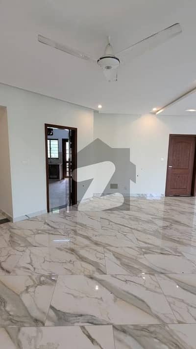 BEAUTIFUL 6th FLOOR APARTMENT FOR SELL IN ASKARI-11