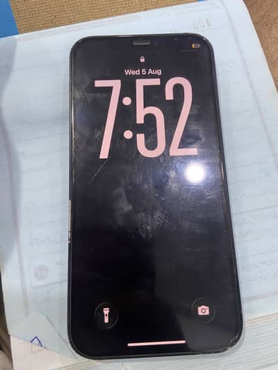 Apple iPhone 12