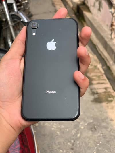 Apple iPhone XR