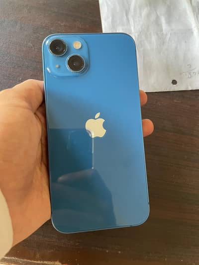 Apple iPhone 13