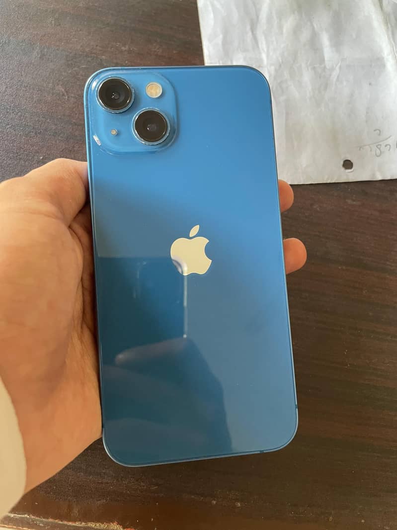 Apple iPhone 13 0