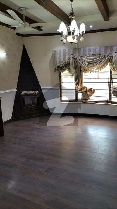 LUXURY APARTMENT FOR SELL IN ASKARI-11