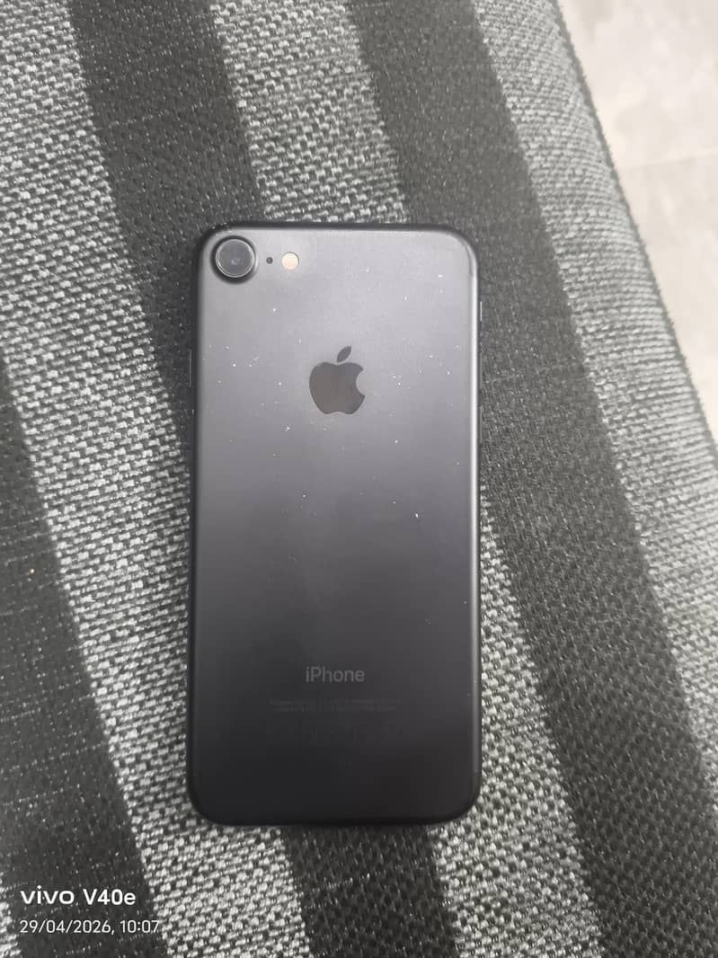 Apple iPhone 7 5