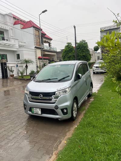 Nissan Dayz Highway Star 13/16