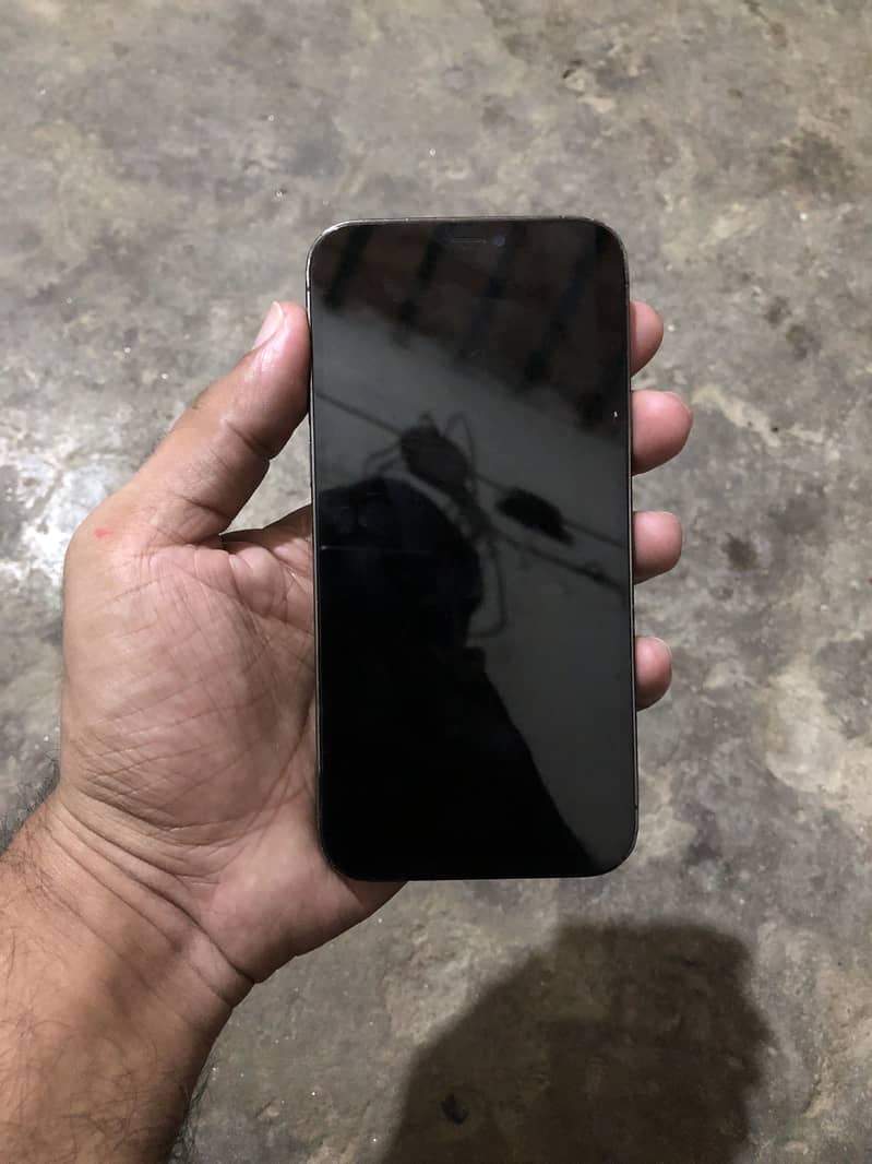 Apple iPhone 12 Pro 3