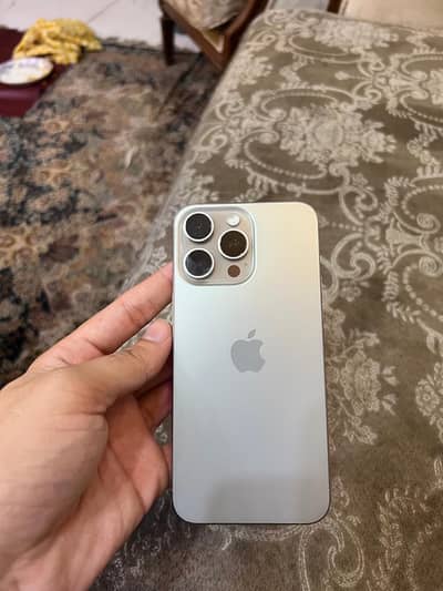 Apple iPhone 15 Pro Max