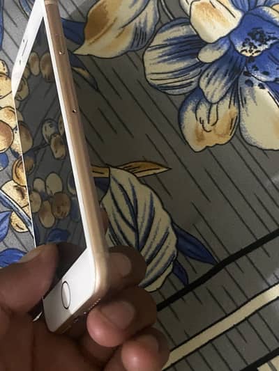 iPhone 8 nan pta  64 gp ha condashion 10/9 camera A1 ha