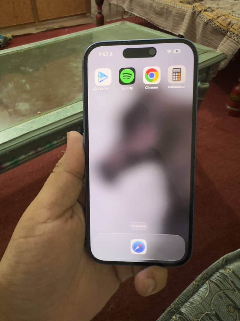 iPhone 16 3