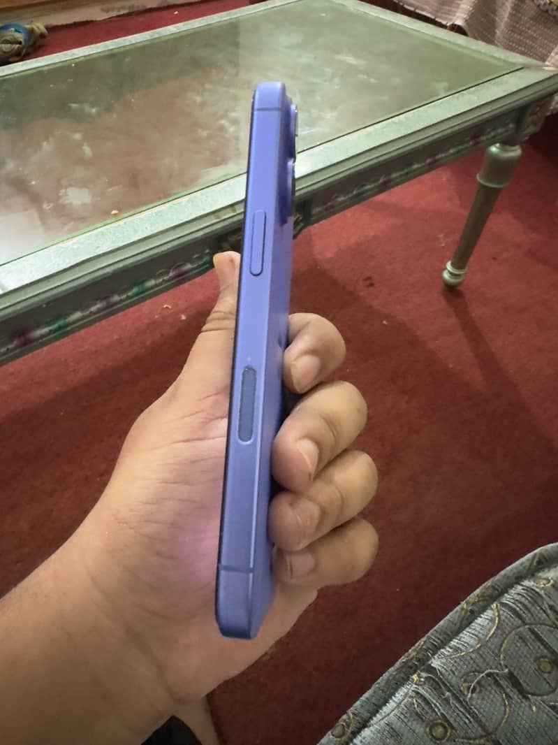 iPhone 16 5