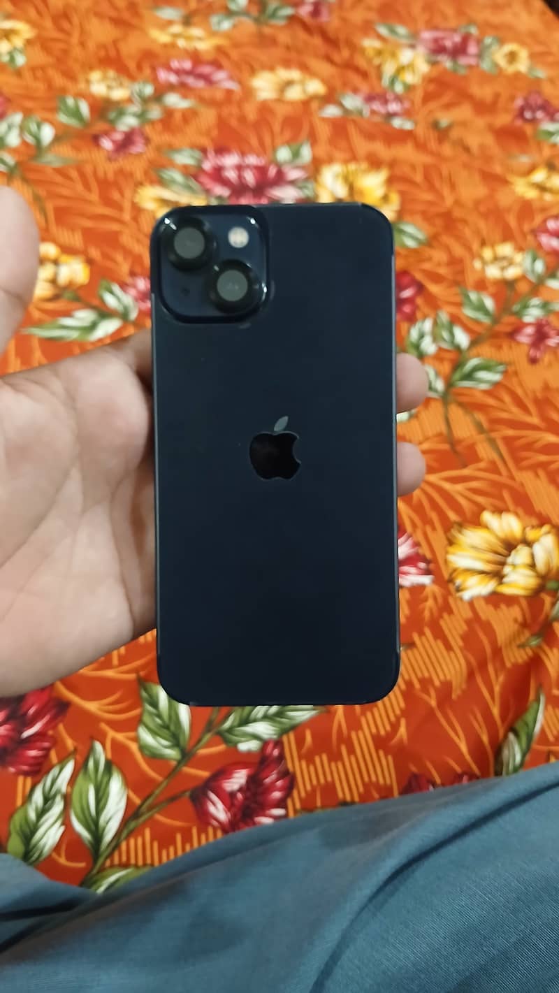 Apple iPhone 13 0
