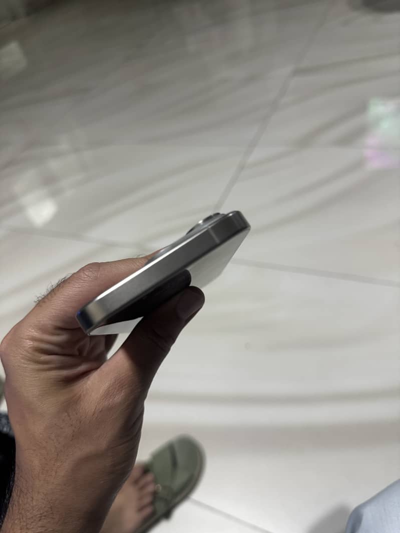 iPhone 15 Pro 1
