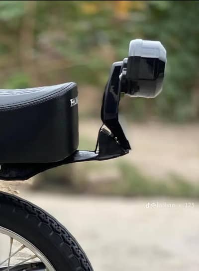 bracket 125 bike