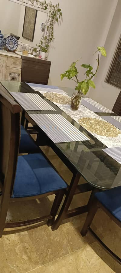6 Person Dining Table with Glass Top