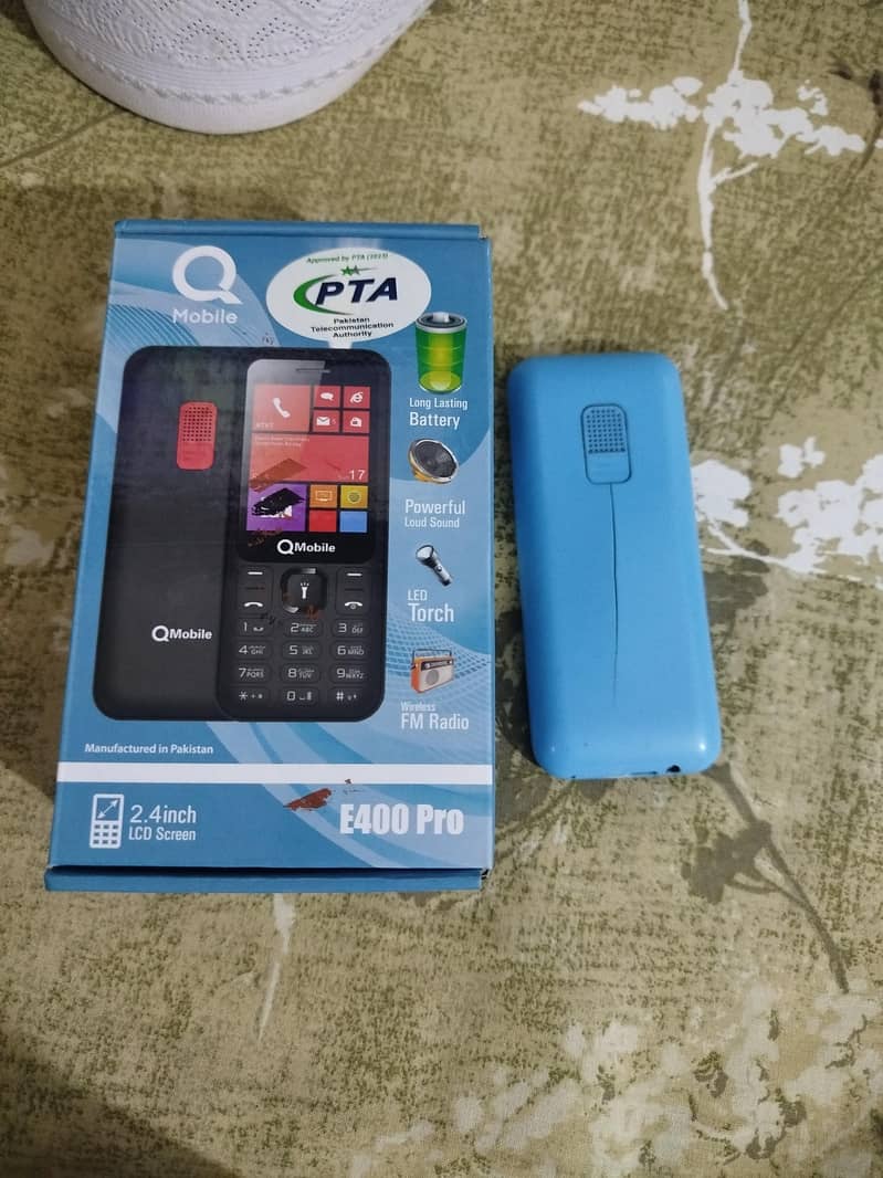 QMobile E400 Pro 1
