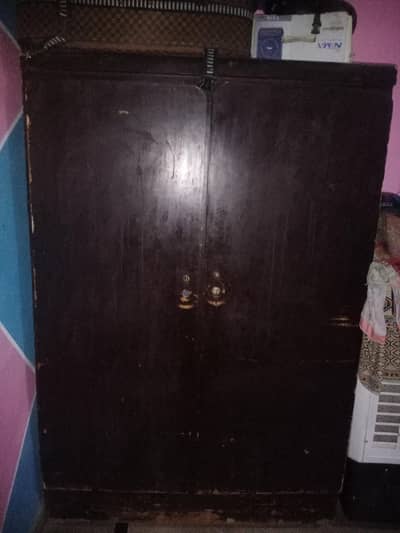 wardrobe/wooden  almari