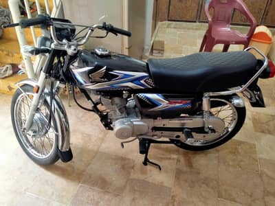 Honda CG 125 (2025)