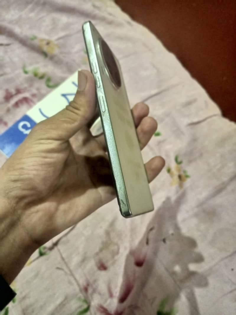 Tecno CAMON 30 3