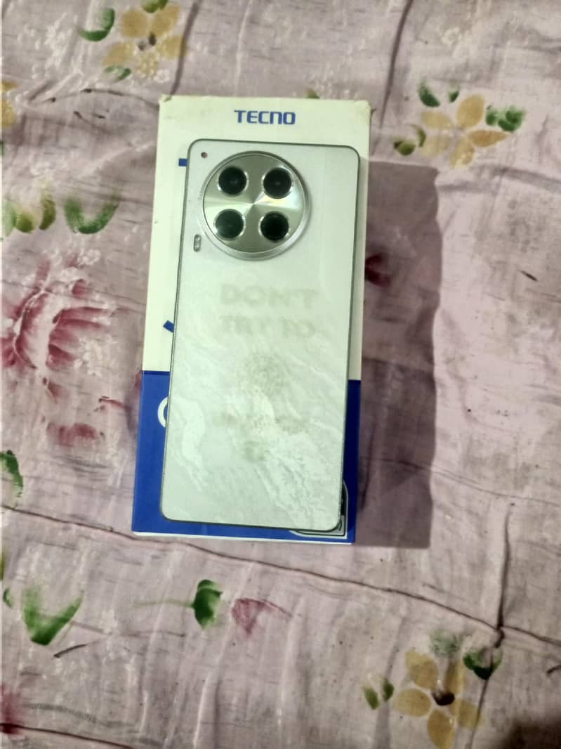 Tecno CAMON 30 5