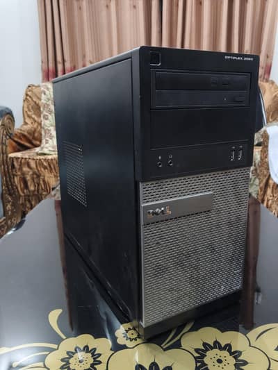 Core i5 4th gen 8gb ram 128 ssd 500 hdd, (Gt 730 Gddr5 128bit)