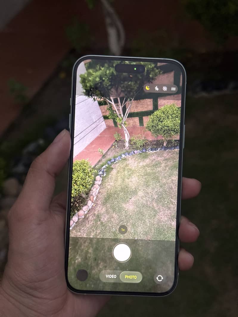 Apple iPhone 15 plus 6