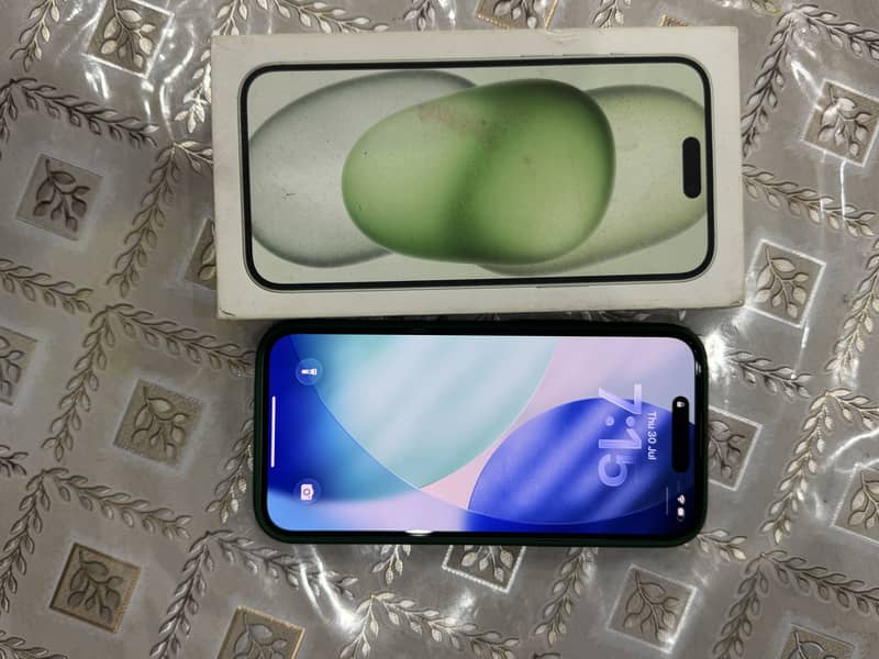 Apple iPhone 15 plus 9