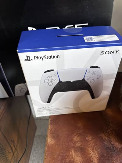 Latest PS 5 Digital Edition, One month used with Extra Controller