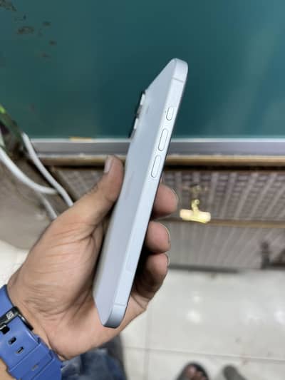 Apple iPhone 17