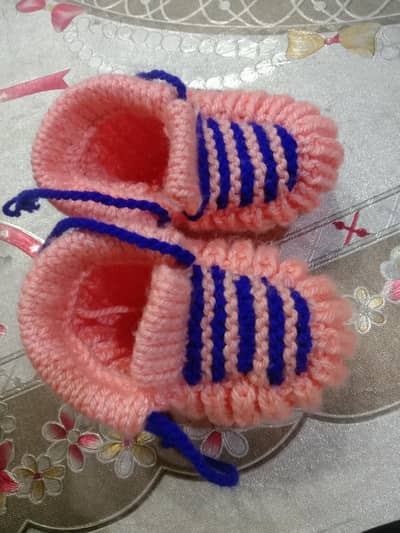 Crochet Woolen Baby Shoes